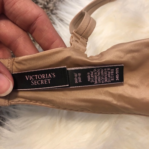 NEW Victoria’s Secret push up bra - Picture 4 of 4